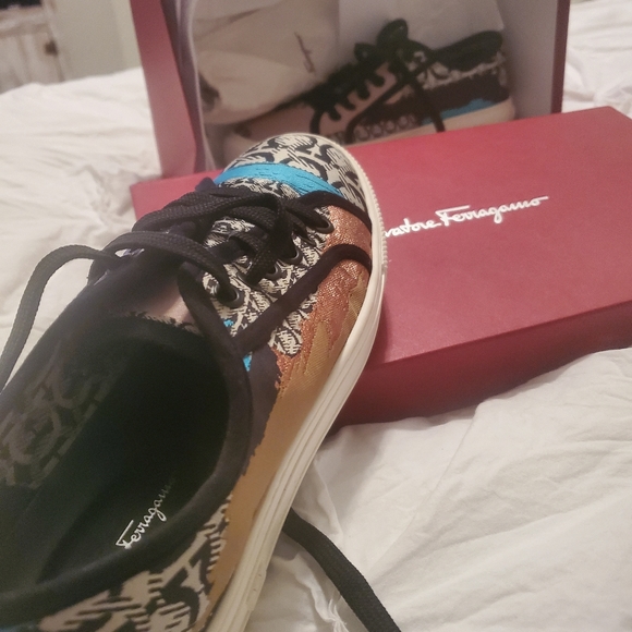Ferragamo GANCINI SNEAKER - Picture 2 of 6